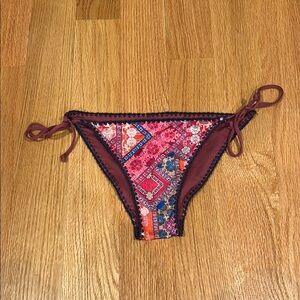 Cheeky and Reversible w/Colorful Patterns Bikini Bottom - Size Small